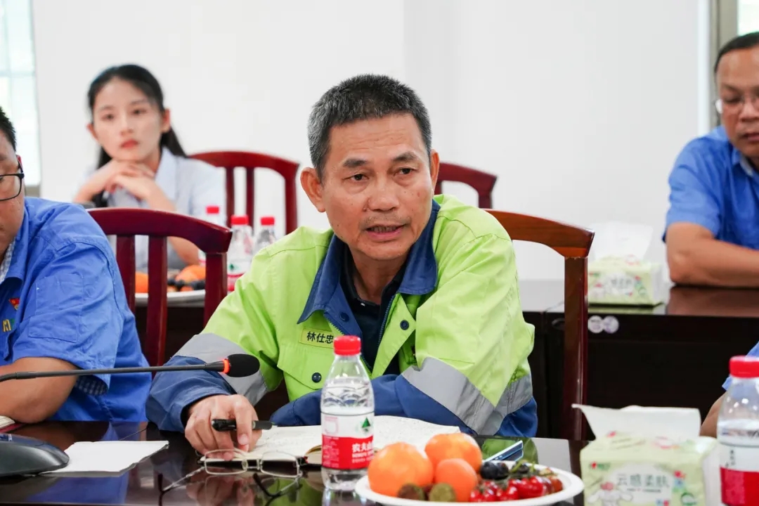 1719828234264791.jpg 海南矿业召开“七一”座谈会7.jpg